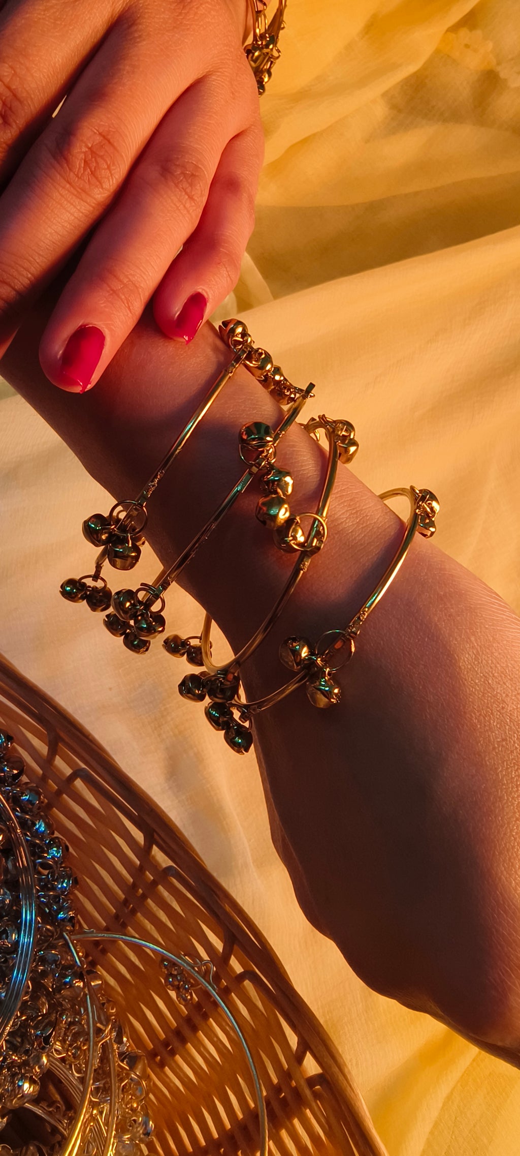 Bareek ghungroo bangles