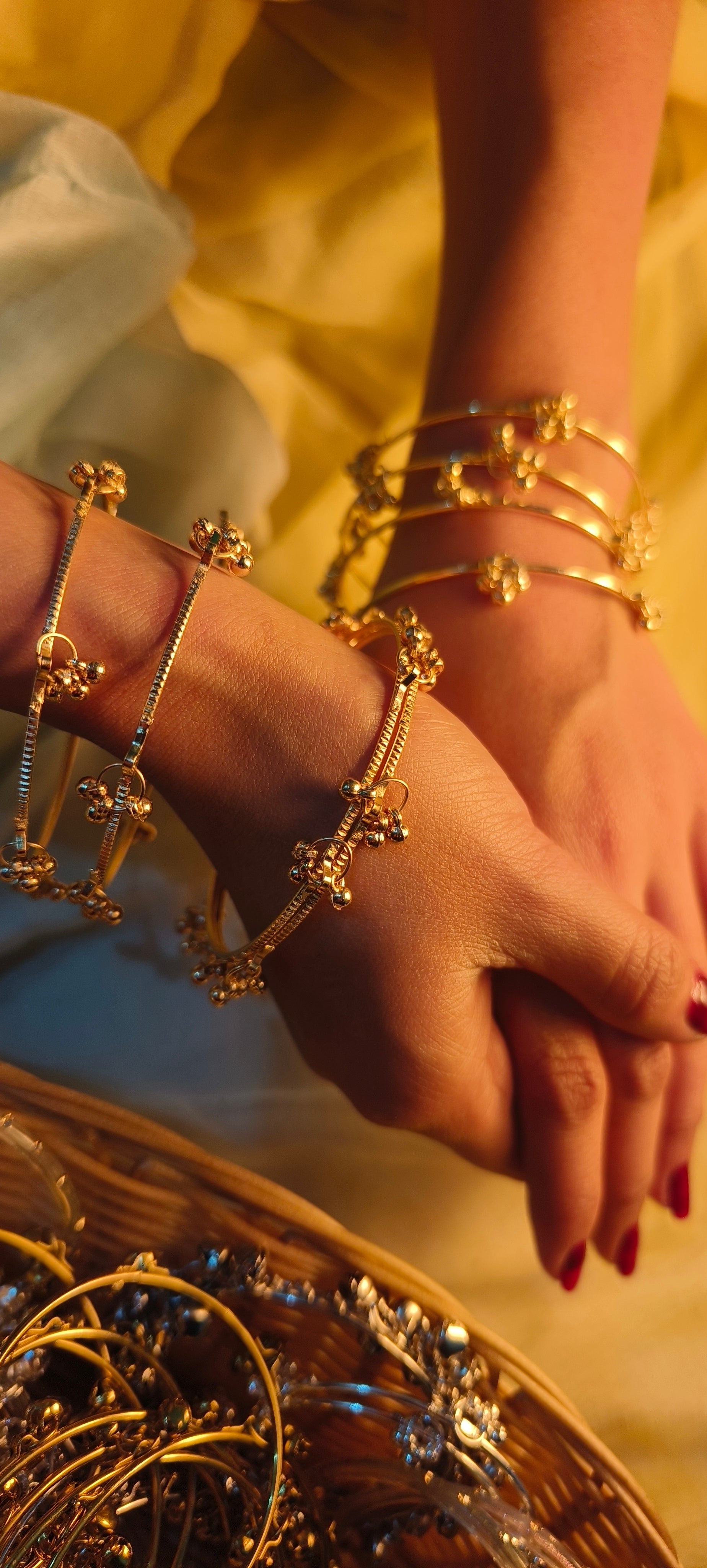 Bareek ghungroo bangles